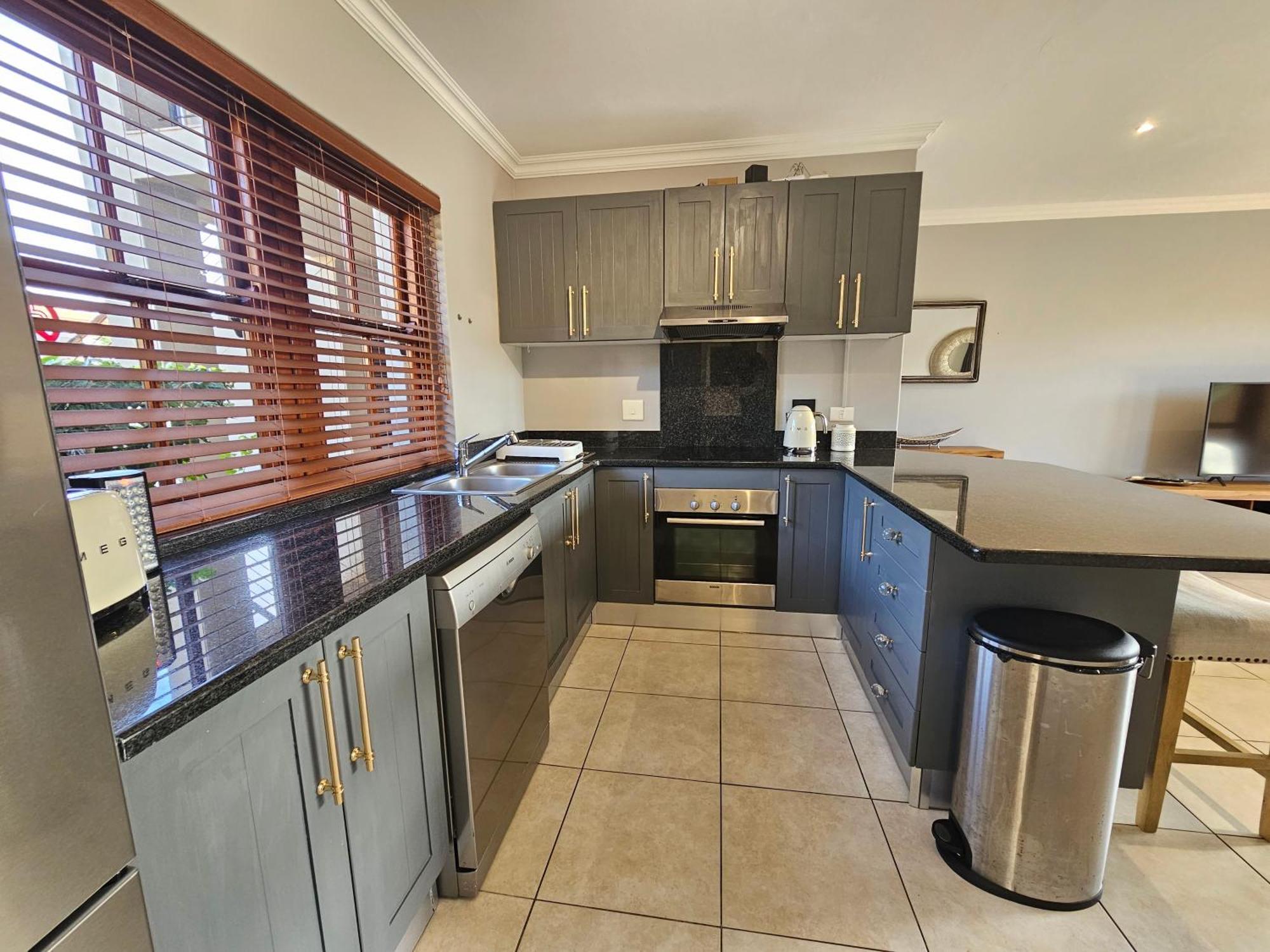 Six Whale Rock Gardens With Back Up Power For Load Shedding Apartment Plettenberg Bay Ngoại thất bức ảnh