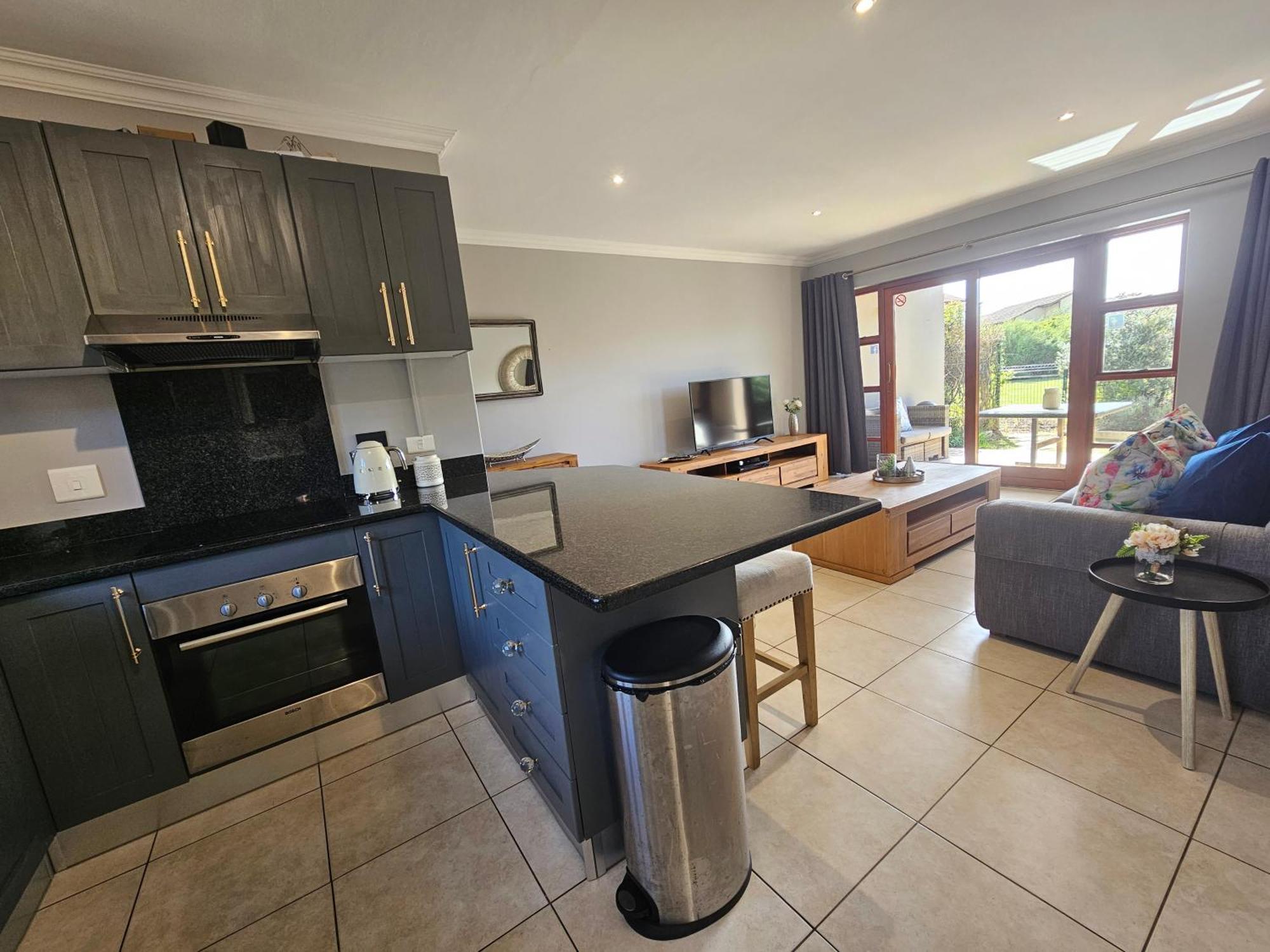 Six Whale Rock Gardens With Back Up Power For Load Shedding Apartment Plettenberg Bay Ngoại thất bức ảnh